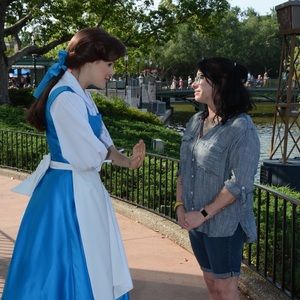 Meet your Posher, Renee